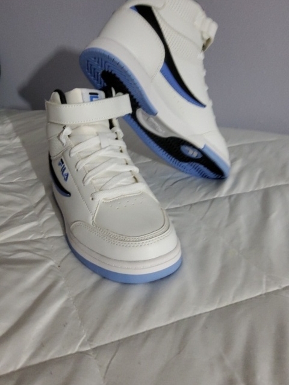 BRAND NEW Fila White & Light Blue High-Top Sneakers with Black Accents